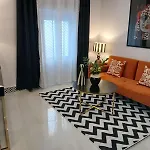 Daire Beautiful Penthouse With Terrace Next To The Cathedral *