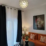 Daire Beautiful Penthouse With Terrace Next To The Cathedral *