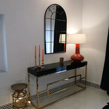 Beautiful Penthouse With Terrace Next To The Cathedral Daire *