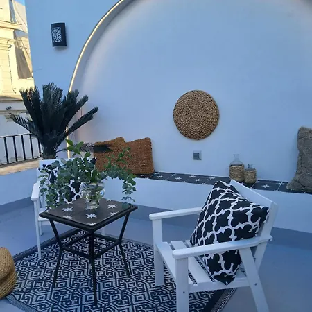 Beautiful Penthouse With Terrace Next To The Cathedral *