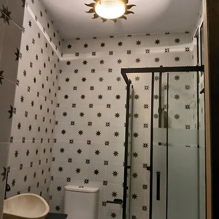 Beautiful Penthouse With Terrace Next To The Cathedral Apartman *