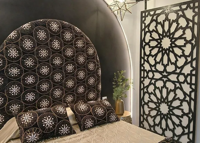 Beautiful Penthouse With Terrace Next To The Cathedral Cádiz