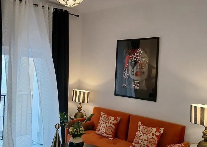 Beautiful Penthouse With Terrace Next To The Cathedral *