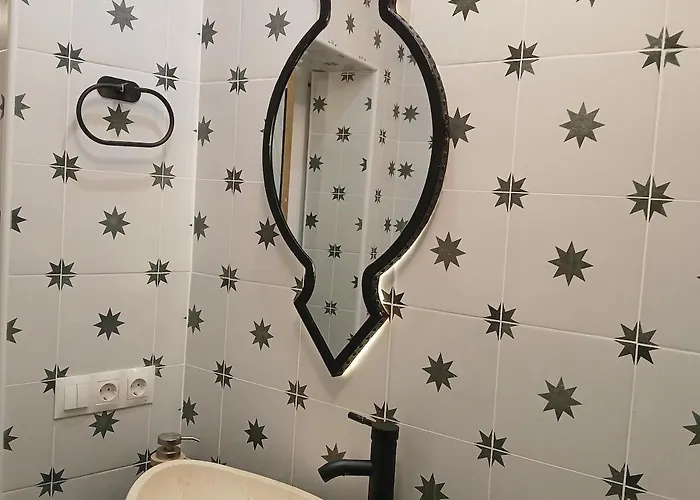 Beautiful Penthouse With Terrace Next To The Cathedral דירה